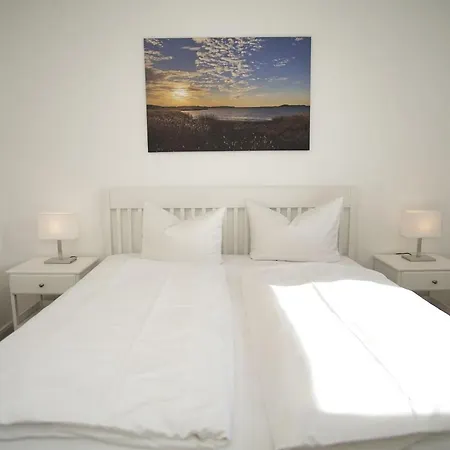 Mit Terrasse In Ruhiger Lage - Haus Suedperd Strandwinde *